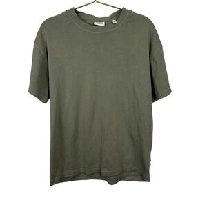 !Solid Green Short Sleeve Basic Shirt Size Small Olive 100% Cotton